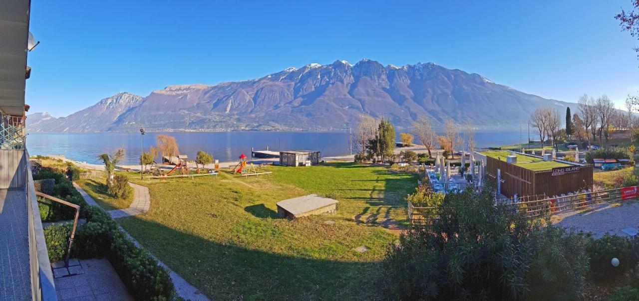 Апартаменты Campione Splendid View By Gardadomusmea Кампионе-дель-Гарда Экстерьер фото